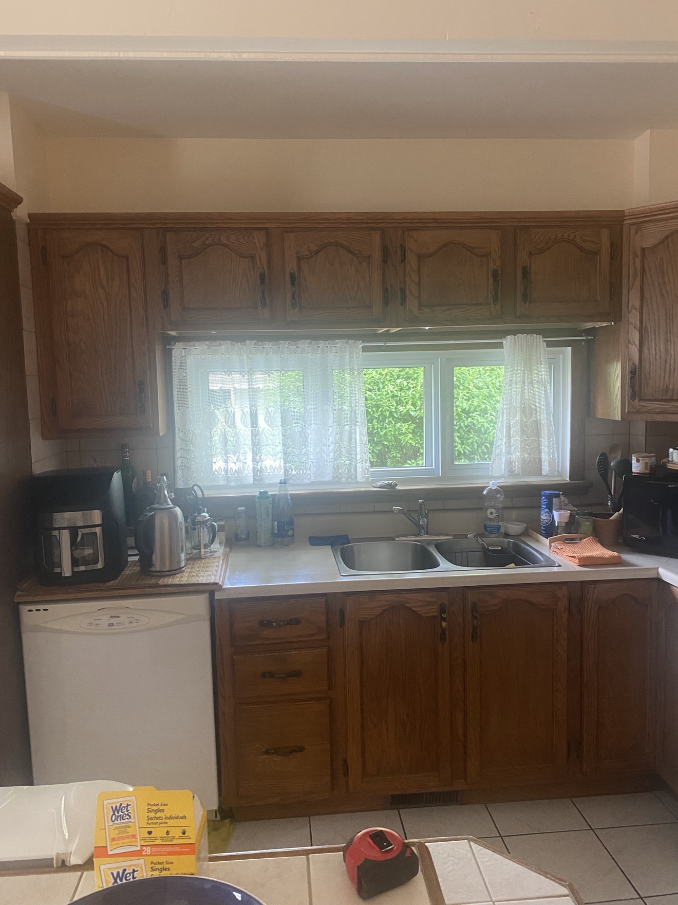 Sink wall before