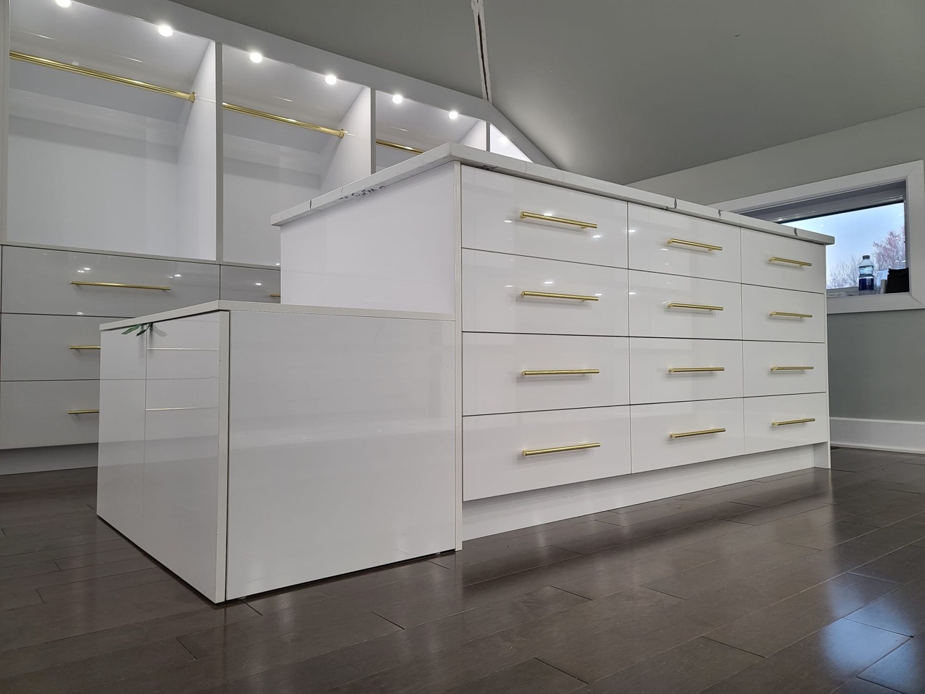 Wardrobe island wide